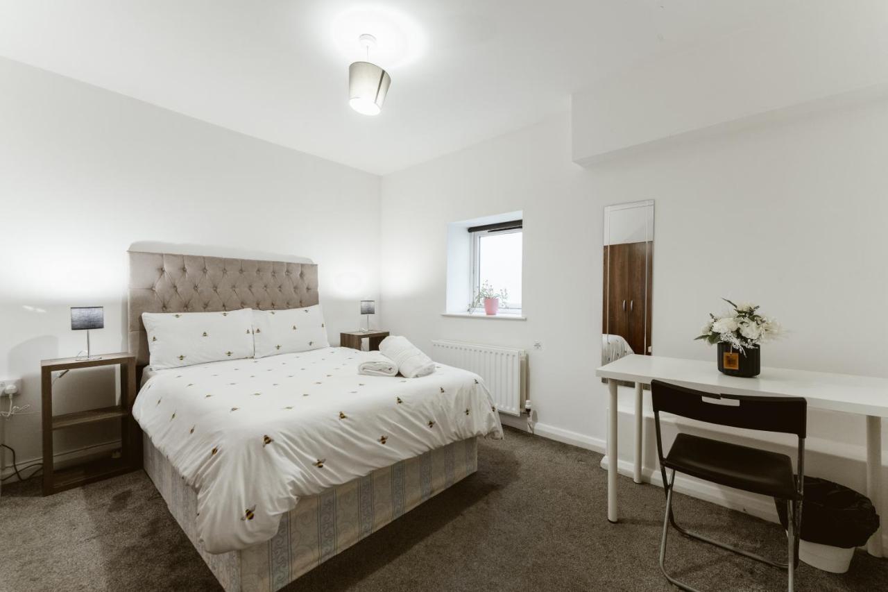 Whitechapel En-Suite Beds To Stay ลอนดอน ภายนอก รูปภาพ